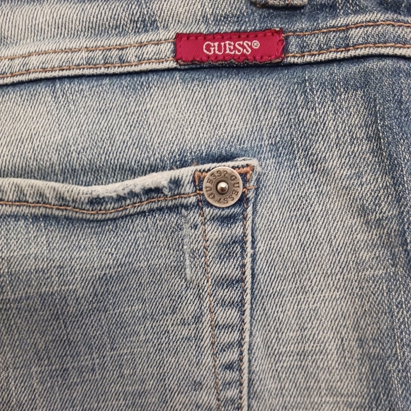 Y2K Guess zippered capri Jeans😱🤯😍😍 - Picture 6 of 16